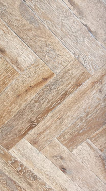 Eiken houten visgraat vloer - Afbeelding 2