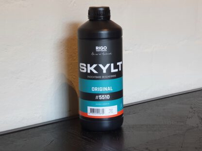 Skylt beschermende lak