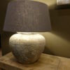 Oude Kruiklamp met stoffen kap