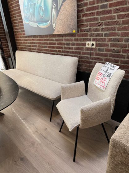 Eetkamerbank Pepe + 2 x Looq met arm nu voor € 995,-