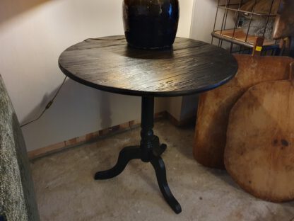 Bijzettafel oud iepenhout