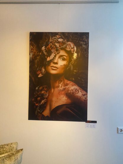 Dibond schilderij, dame met bloemenkroon rechthoekig