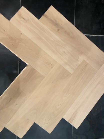 Eikenhouten visgraat vloer XL gelakt
