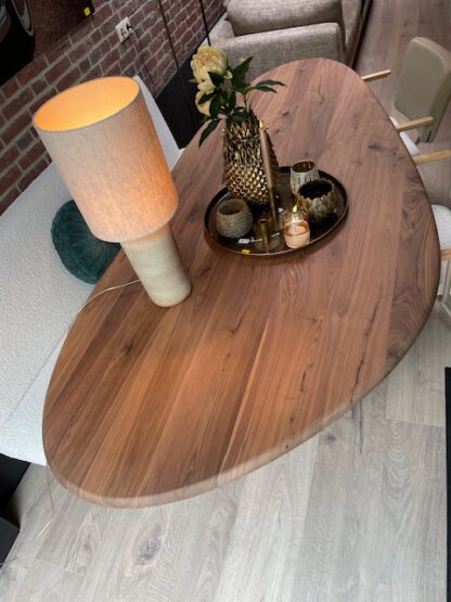 Notenhouten eettafel in diverse vormen - Afbeelding 2