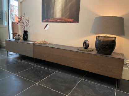 tv dressoir Scudo op maat Eiken met HPL blad en klep met stof bekleed - Afbeelding 5