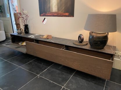 tv dressoir Scudo op maat Eiken met HPL blad en klep met stof bekleed - Afbeelding 3