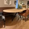 Eikenhouten eettafel half rond