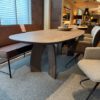 Eikenhouten eettafel stomp ovaal